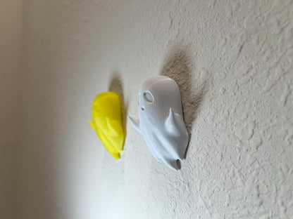 3D Printed Ghost Key Holder: Gothic Halloween Wall Decor