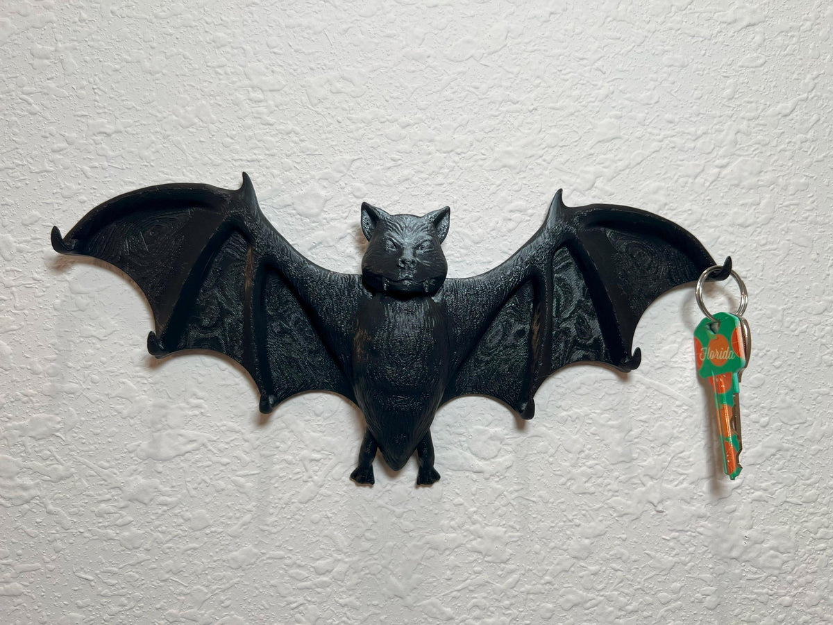 Gothic Bat Key Holder: Halloween Wall Organizer with 6 Hooks