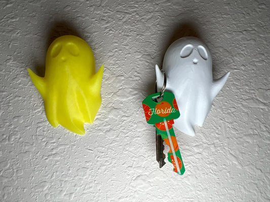3D Printed Ghost Key Holder: Gothic Halloween Wall Decor