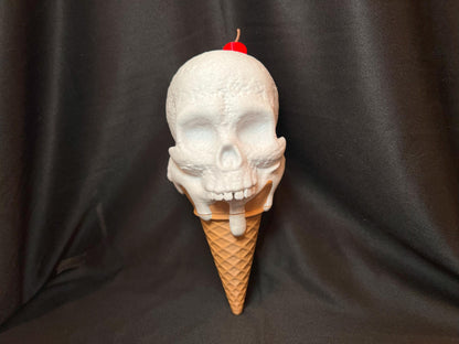 Skull Ice Cream Sculpture – Spooky Horror Prop for Costumes & Cosplay